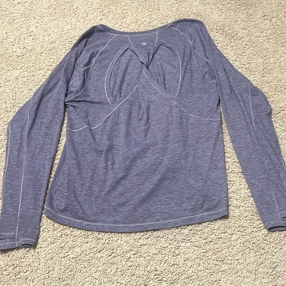 Lululemon Twist Back Top purple size 6 - Picture 3 of 4